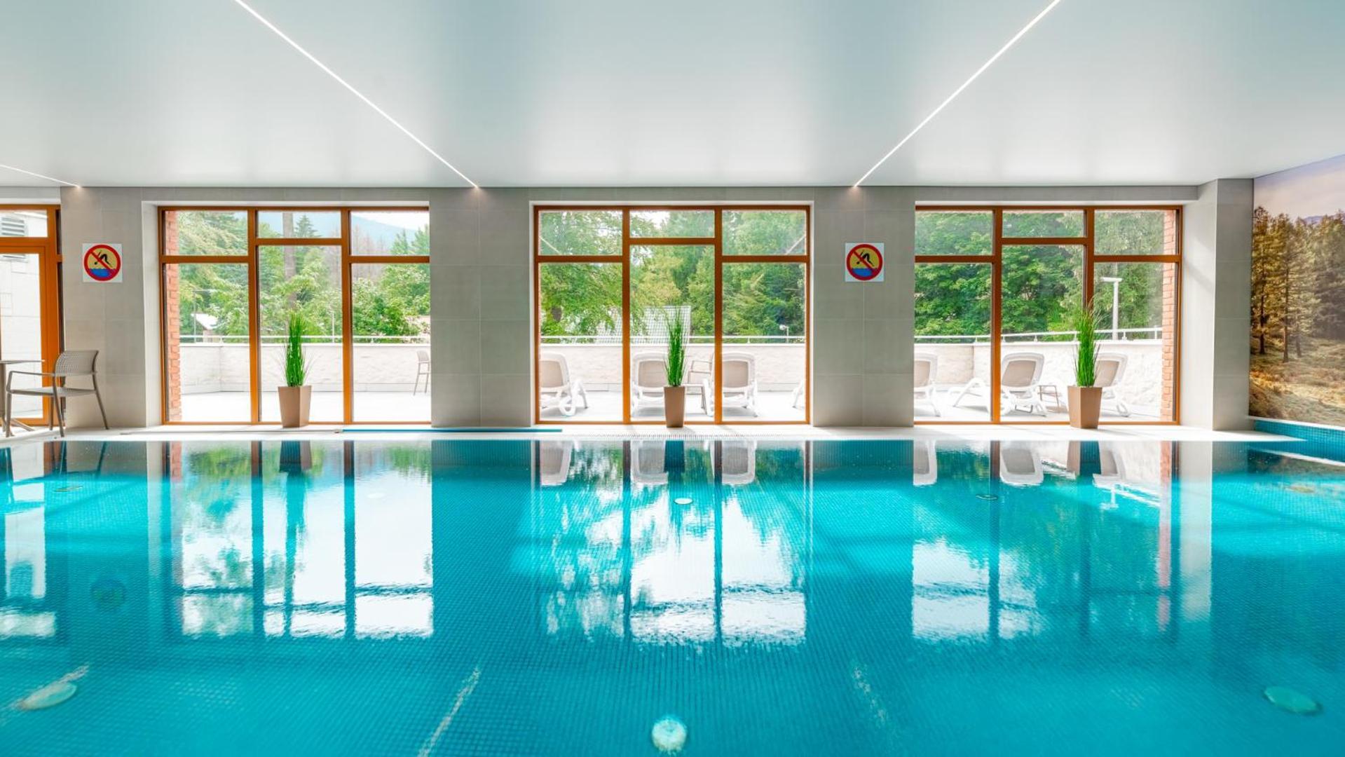 Royal Prestige Collection Z Prywatnym Jacuzzi - Stone Hill Resort Z Basenem I Saunami Sklářská Poruba Exteriér fotografie